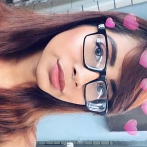 Meet your Posher, Ana